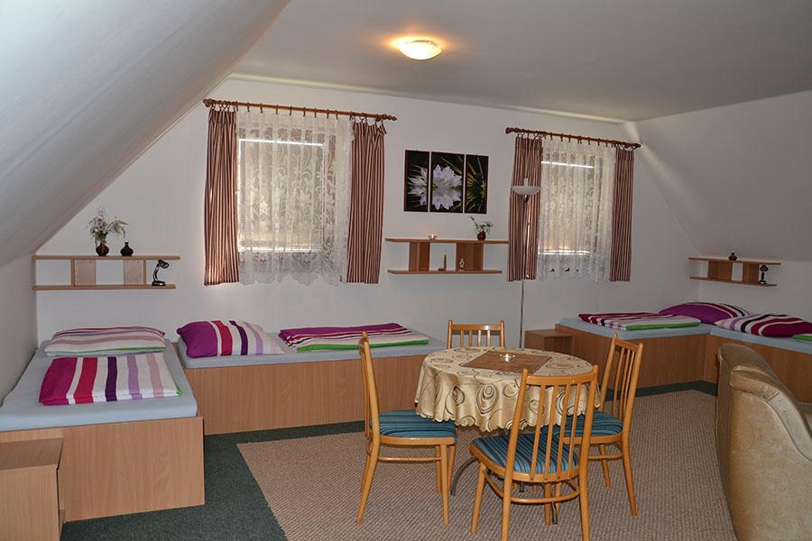 Penzion Pod Vapenkami Strážnice Extérieur photo
