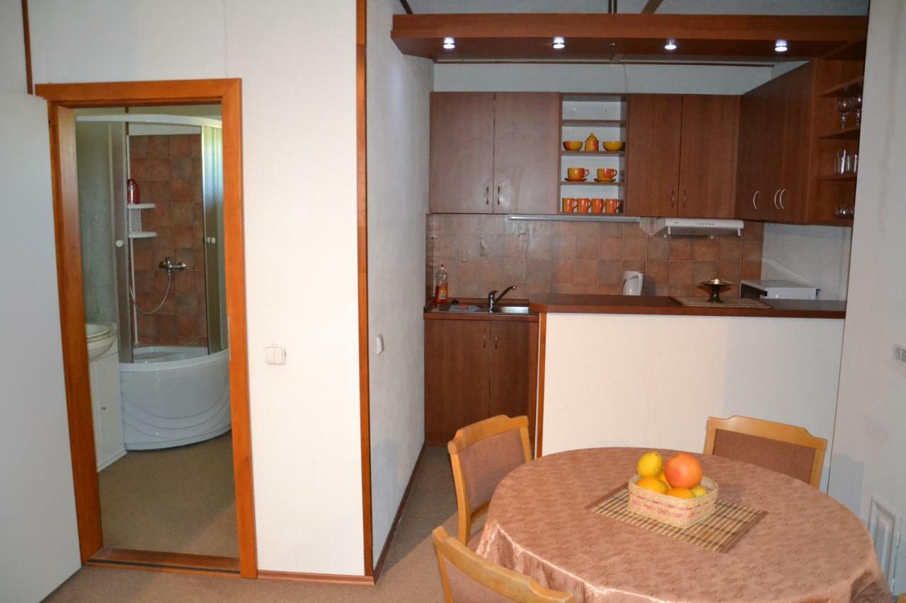 Penzion Pod Vapenkami Strážnice Extérieur photo